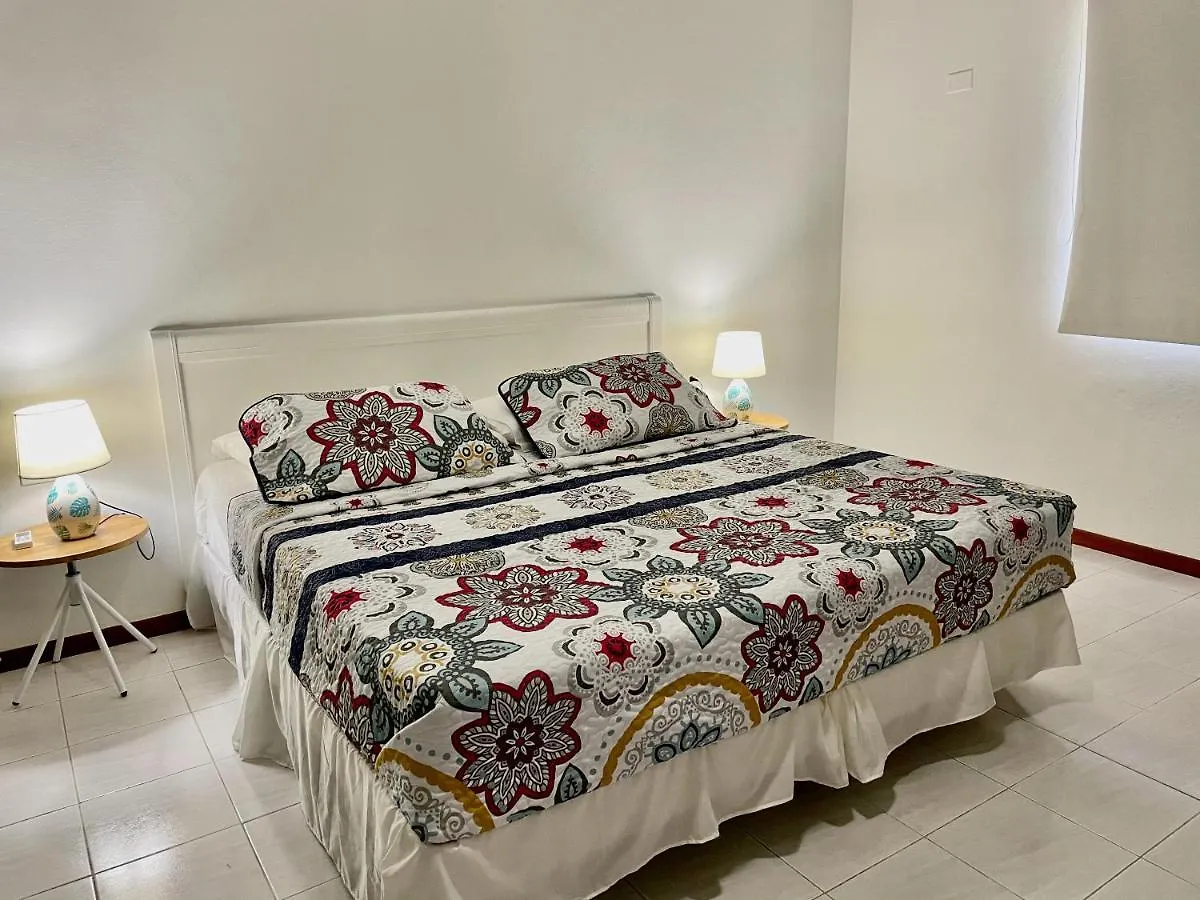 Entire 4Bdr Vistalmar Villa With Private Pool Oranjestad
