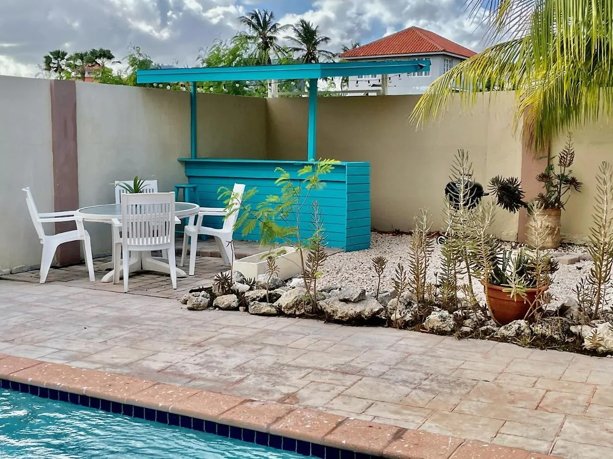 Entire 4Bdr Vistalmar Villa With Private Pool Oranjestad