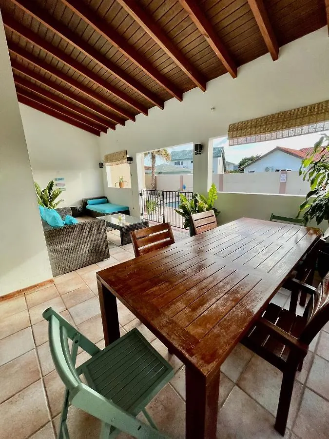 Entire 4Bdr Vistalmar Villa With Private Pool Oranjestad