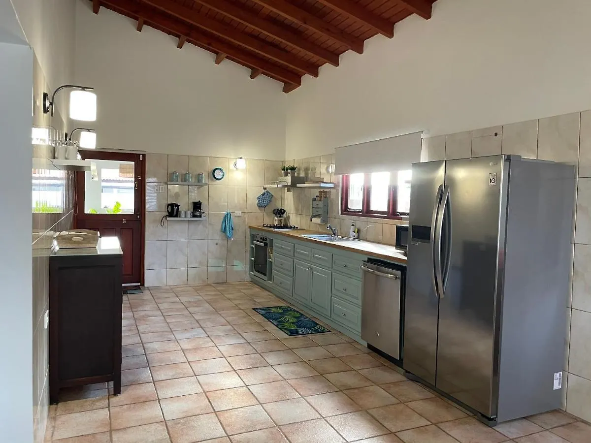 Entire 4Bdr Vistalmar Villa With Private Pool Oranjestad